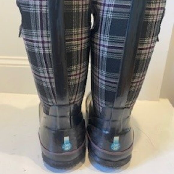 BOGS Classic Winter Plaid Waterproof Insulated Snow Boots (Size 5 youth) - Picture 5 of 6
